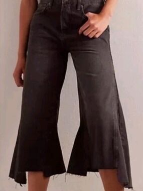 We The FREE , Anthropologie Women's Wide Leg Crop Jeans - Black